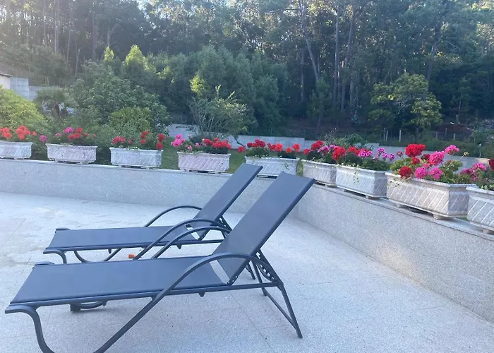 Con Piscina Βίλα *